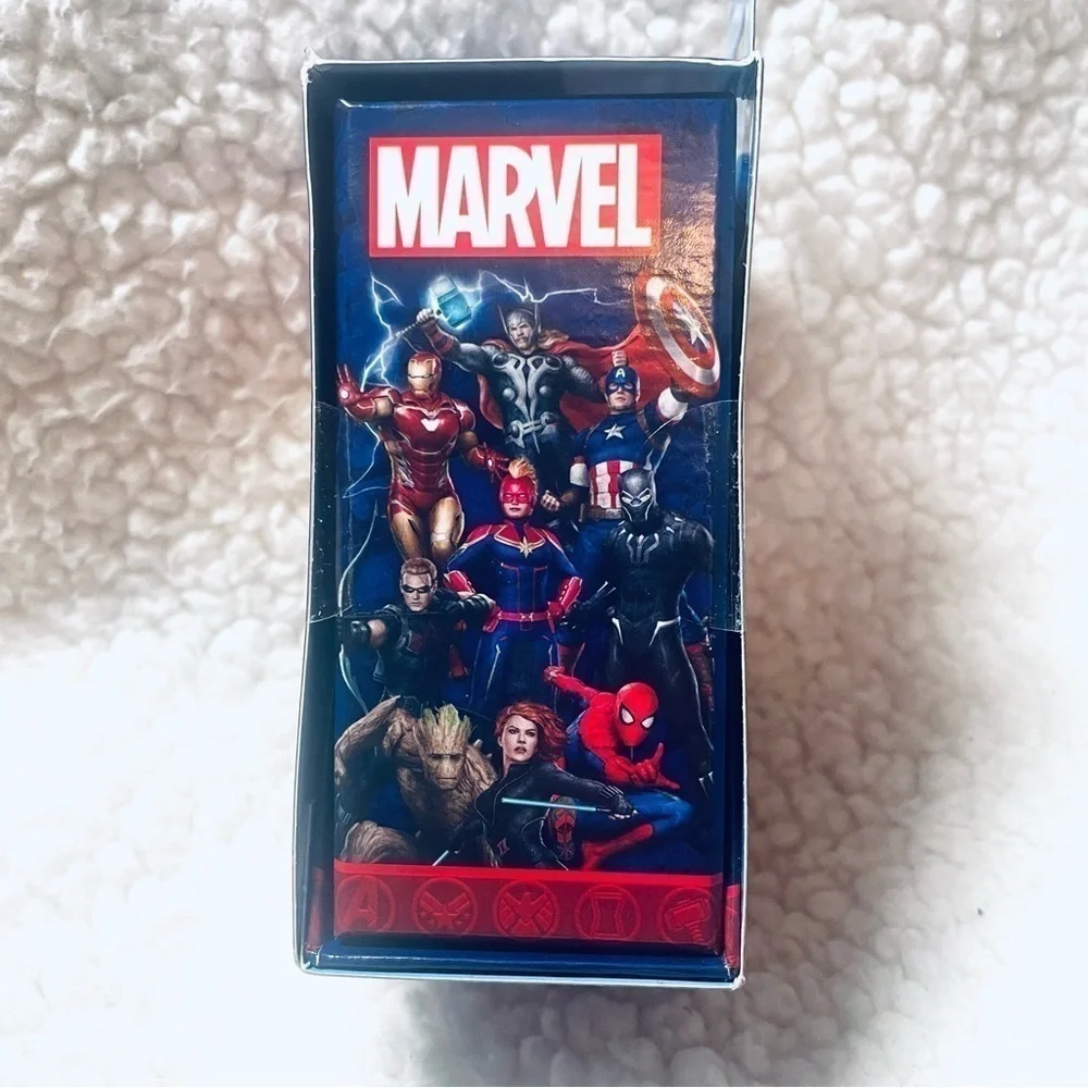 🃏✨ NWT Marvel Comics Heroes & Villains Illustrated Playing Cards – 2-Pack